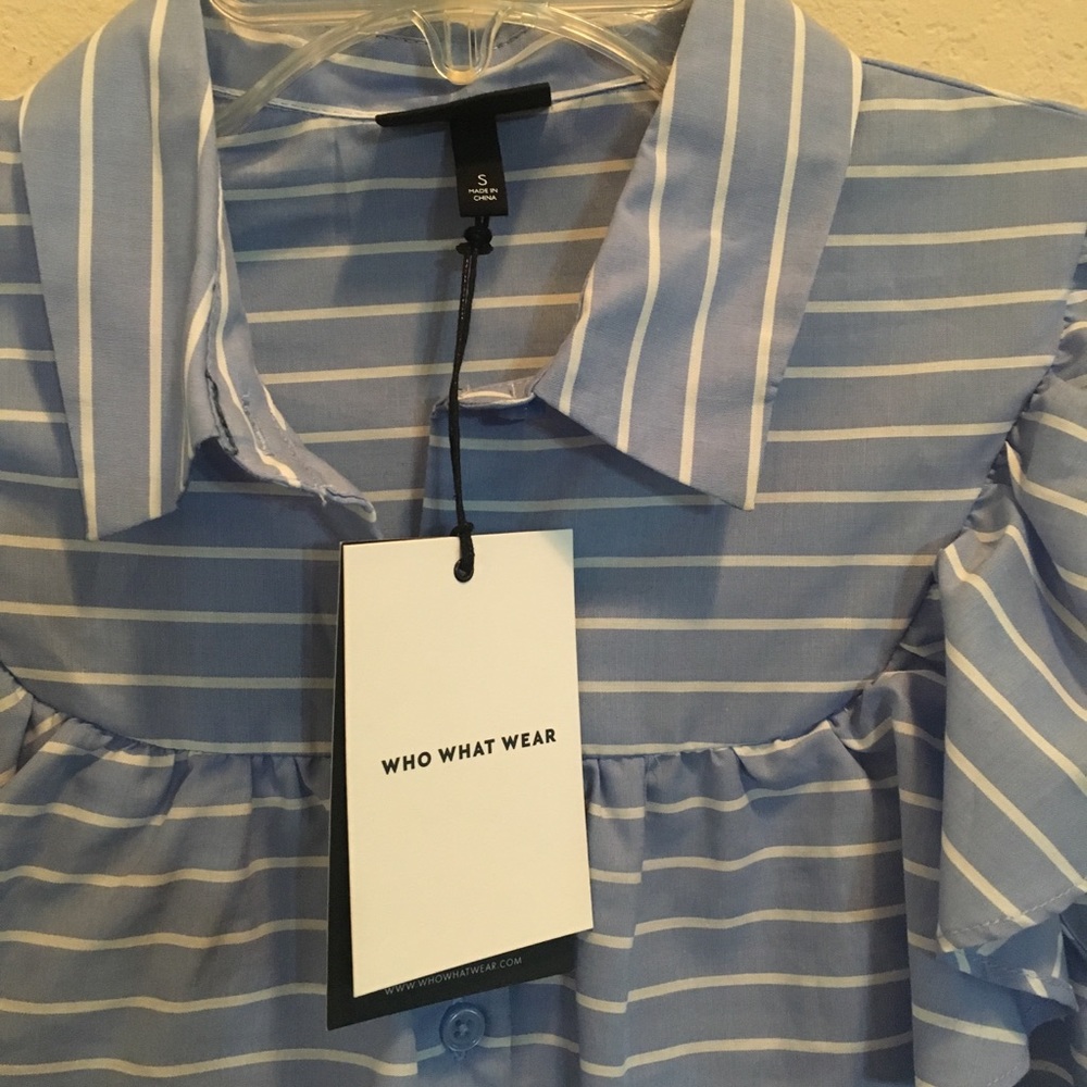 NWT Blue Striped Ruffle Button Down Blouse - Picture 4 of 6